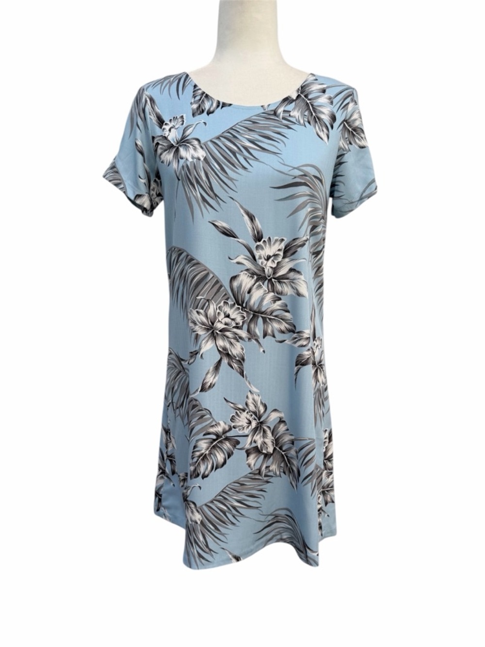 Hawaiian Reserve Collection Light Blue Gray Tropical Print Shift Dress Women’s S